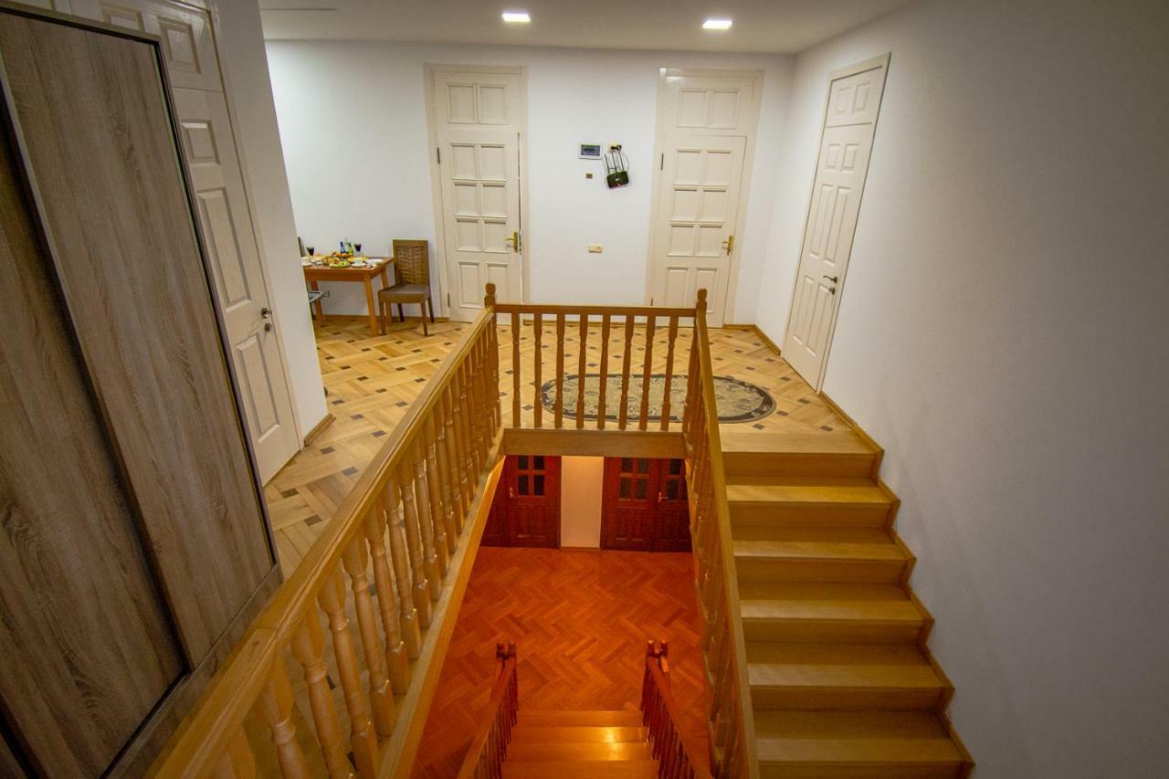 Nana'S Guesthouse Batumi Eksteriør bilde